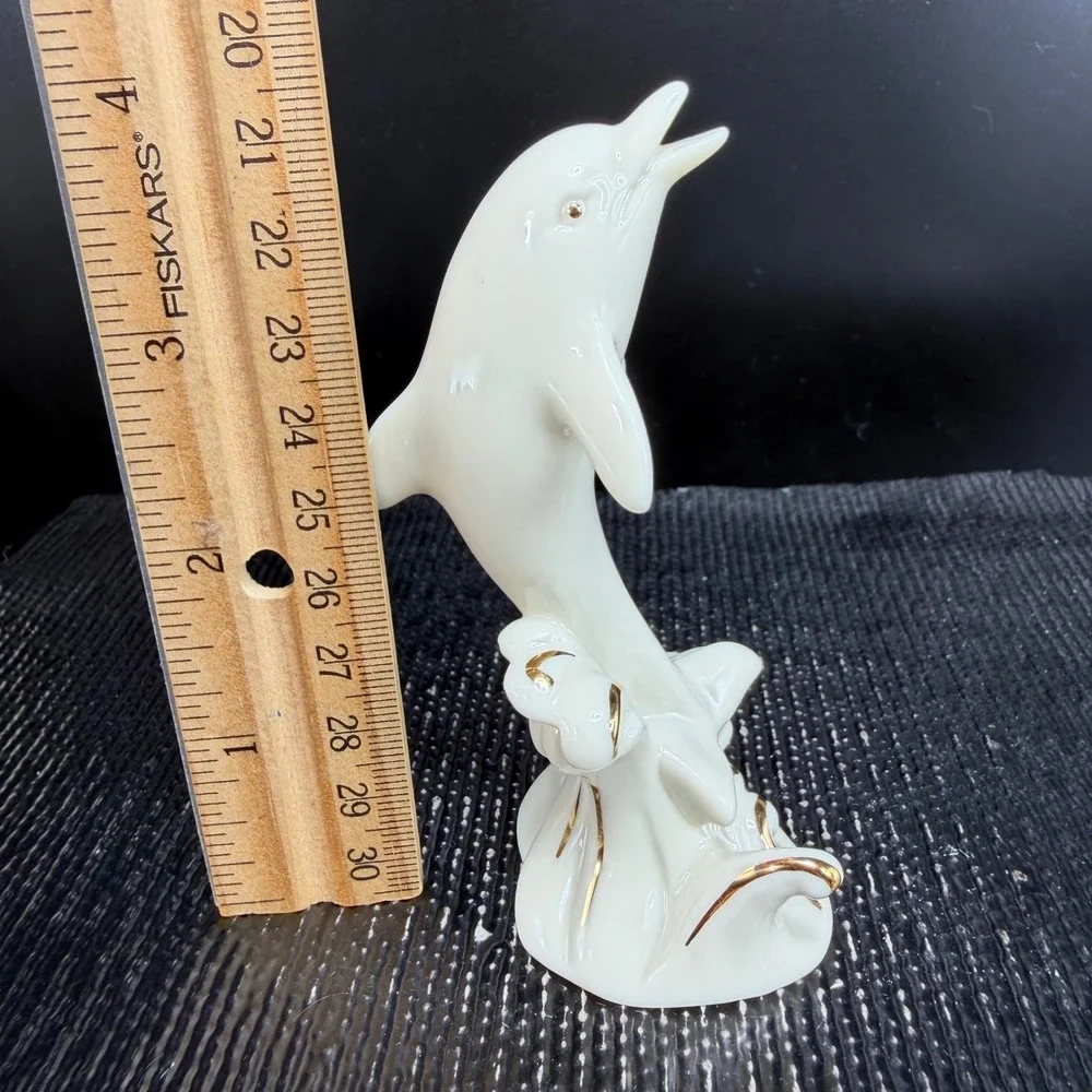 Lenox Dolphin Figurine Ivory China Gold Trim Handcrafted Nautical‎ Decor 4 Inch